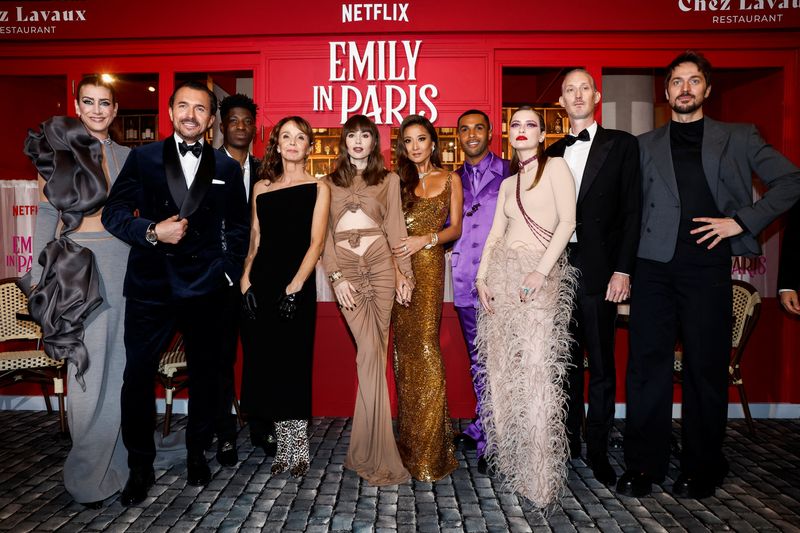 Elenco de Emily em Paris