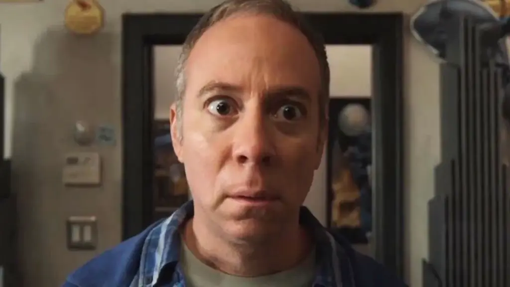 Stuart falha em salvar o universo