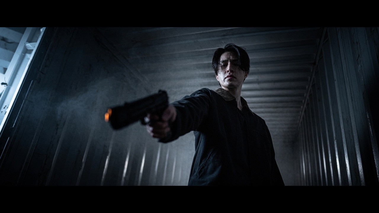 Uma Loja Para Assassinos estreia hoje no Disney+ com uma nova temporada