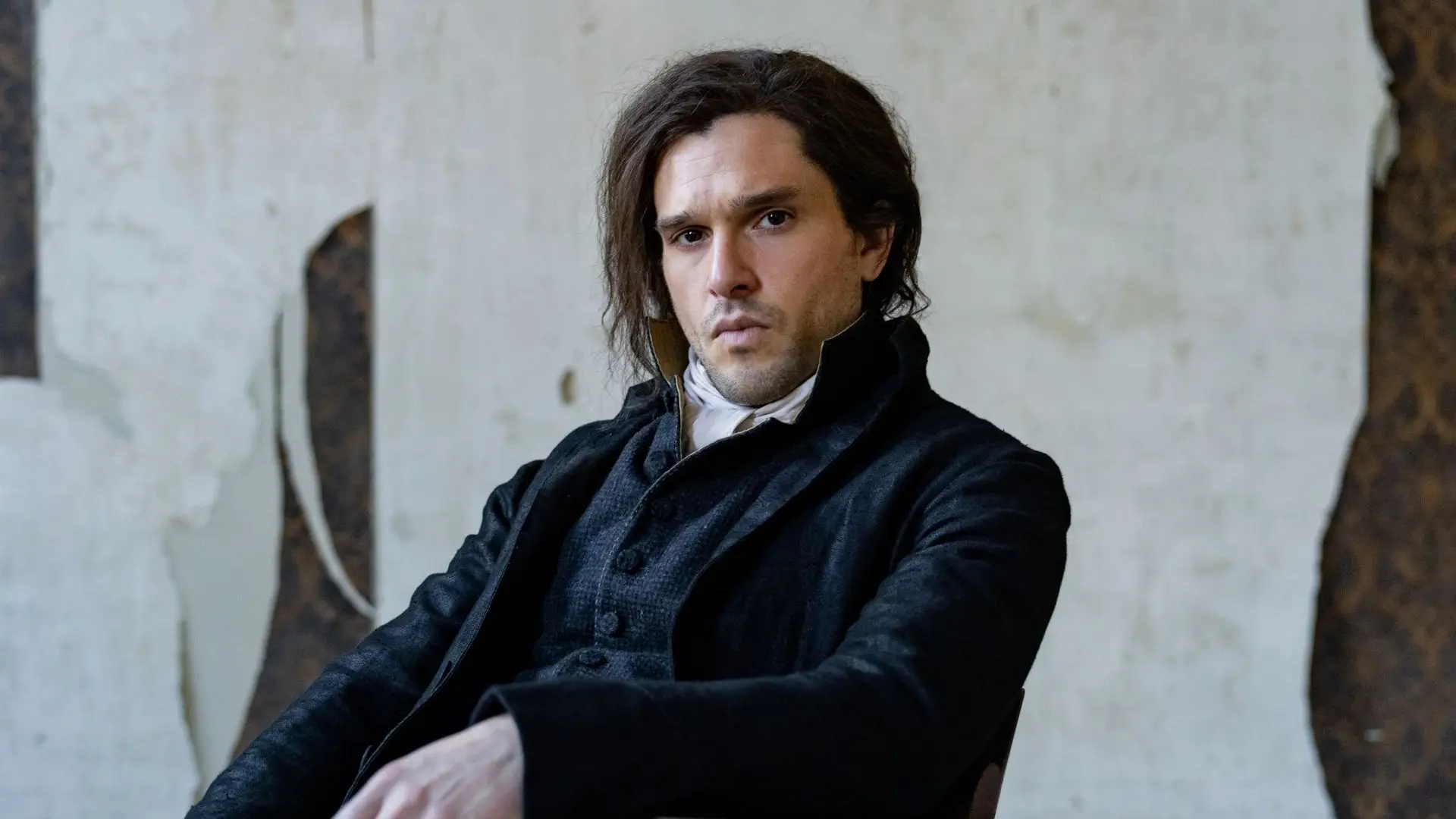 MGM+ divulga trailer de Um Conto De Duas Cidades, estrelada por Kit Harington