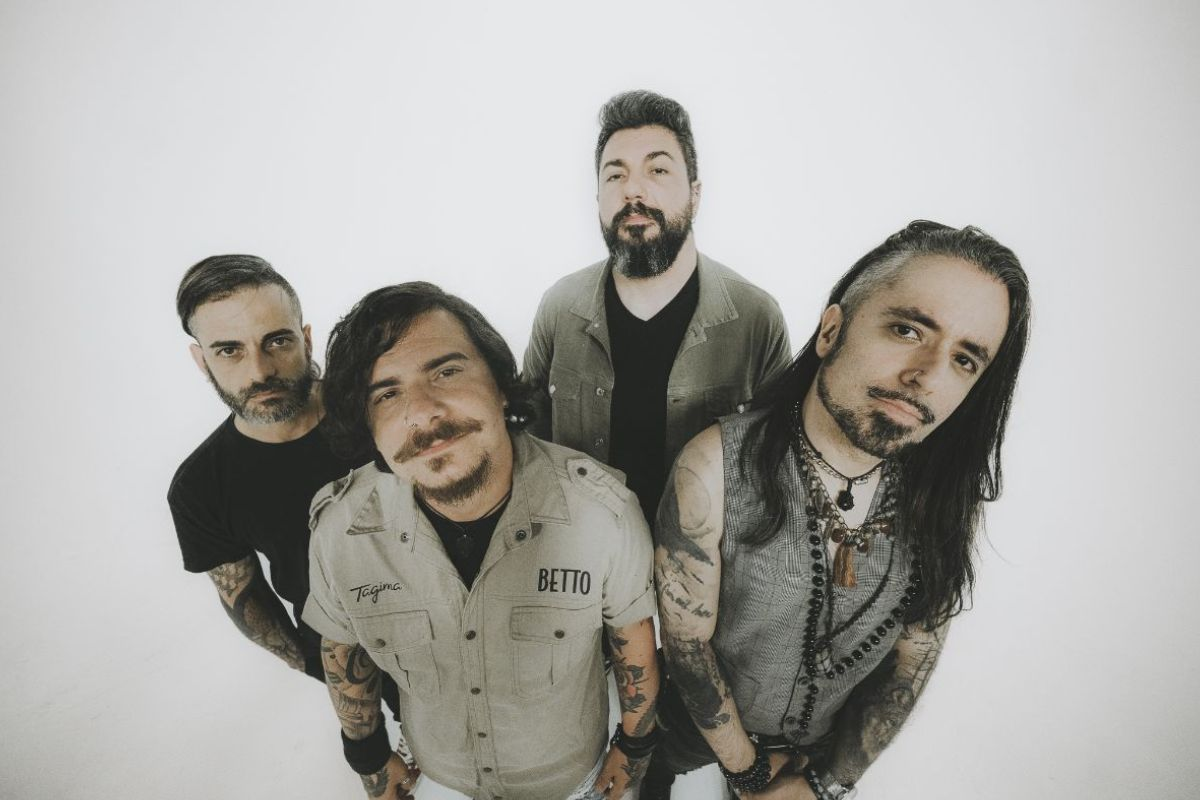 Superfuzzy resgata referências do grunge dos anos 90 no single “Sem Direção”