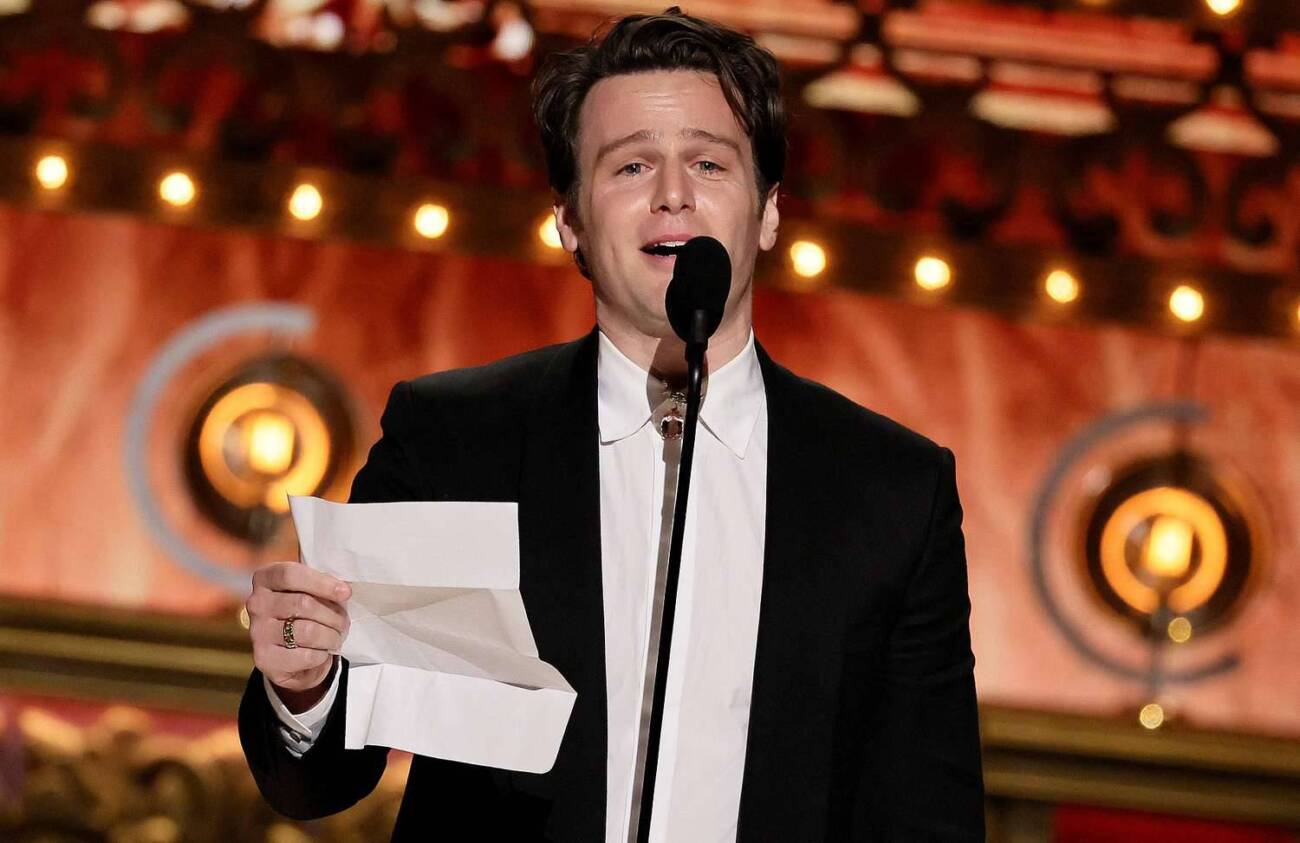 Jonathan Groff